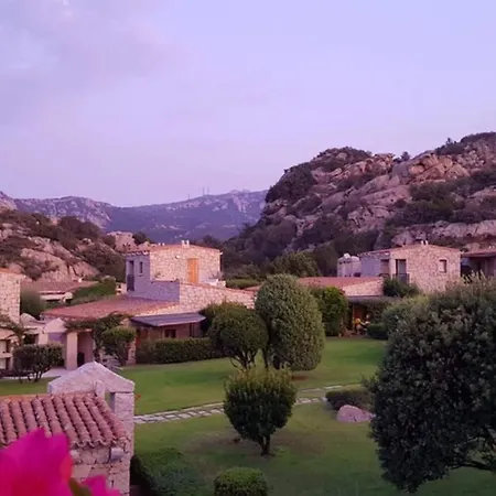 Living Smeralda, 360° Panoramic View Ferienhaus Liscia di Vacca