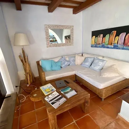 Living Smeralda, 360° Panoramic View Ferienhaus *