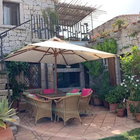 Ferienhaus Living Smeralda, 360° Panoramic View Liscia di Vacca